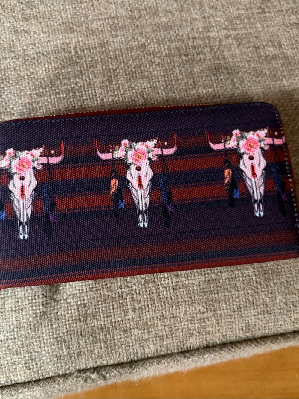 2 piece set Cow -Print Canvas Tote with Floral Longhorn Stripe & matching wallet - Picture 3 of 14